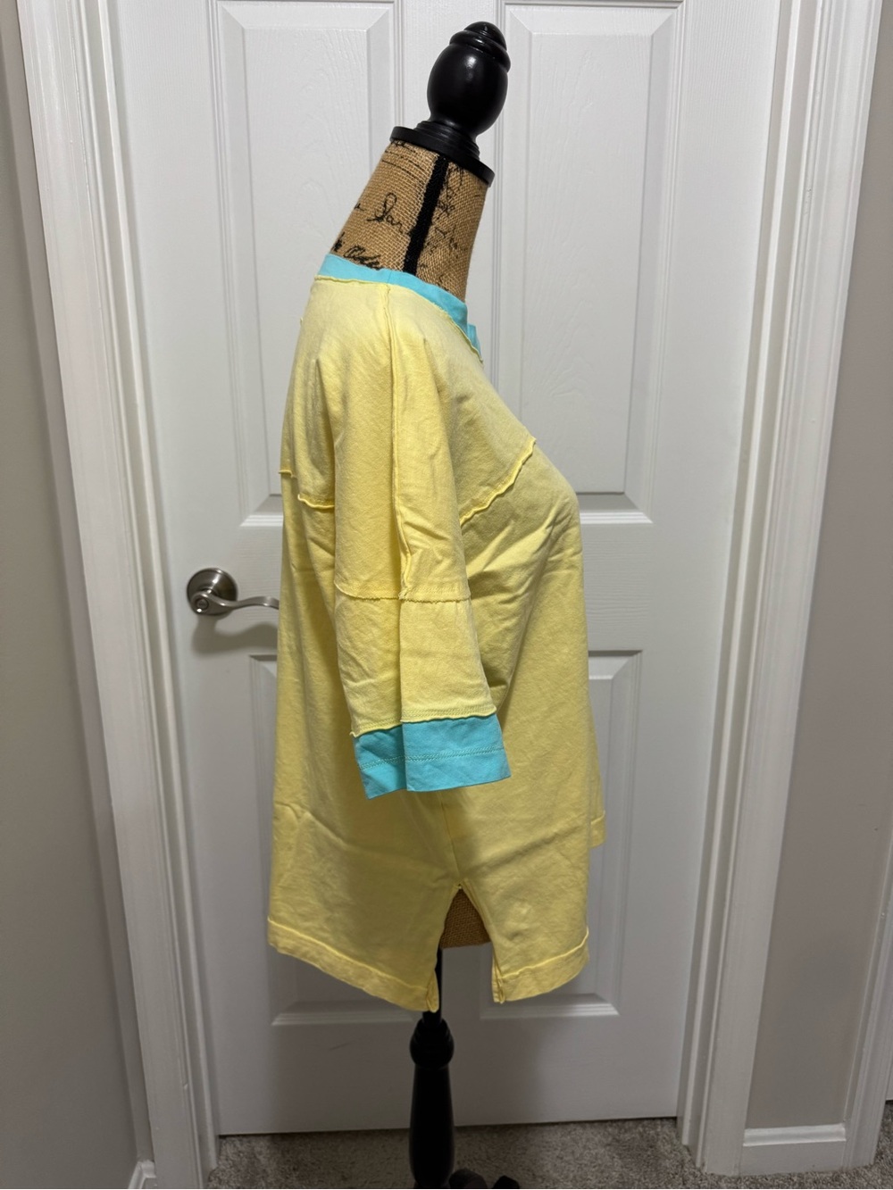 Yellow & Blue Color-Block Tee - Picture 4 of 8